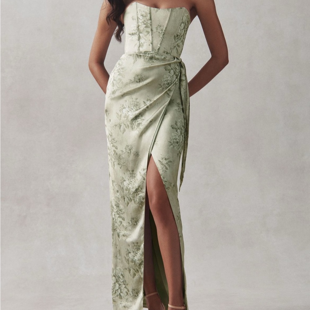 V. Chapman Green Strapless Slit Gown